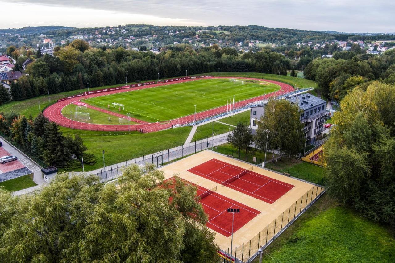 Pawilon Sportowo Turystyczny Kalwarianka Kalwaria Zebrzydowska Exterior foto